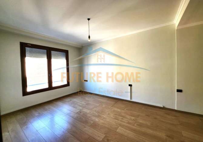Ambient biznesi me qera 3+1 ne Tirane - 1,000 Euro