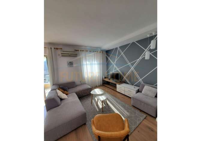 Shtepi me qera 2+1 ne Tirane - 750 Euro