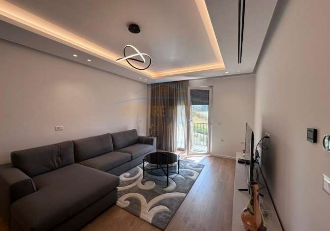 Shtepi me qera 2+1 ne Tirane - 1,000 Euro