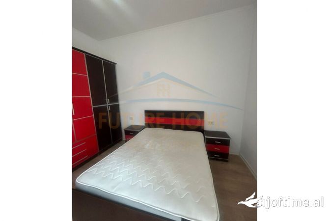 Shtepi me qera 2+1 ne Tirane - 650 Euro