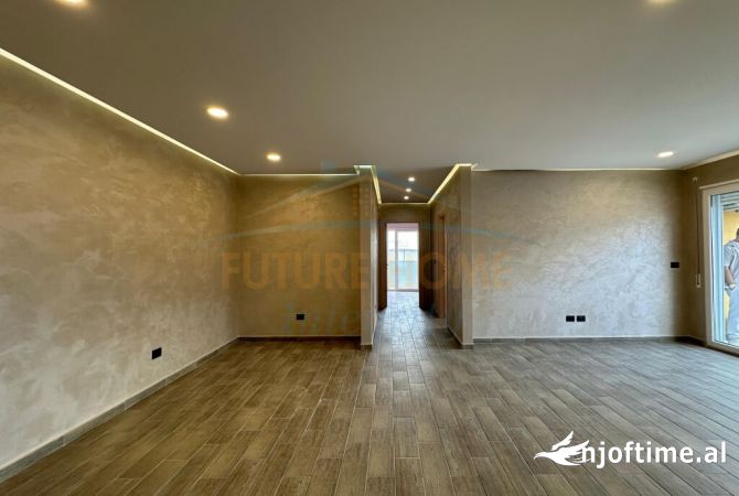 Shtepi ne shitje 4+1 ne Tirane - 260,610 Euro