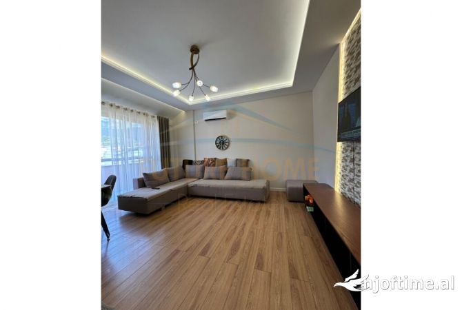 Shtepi ne shitje 2+1 ne Tirane - 110,000 Euro