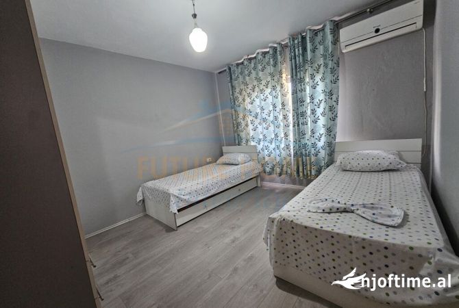 Shtepi me qera 2+1 ne Tirane - 400 Euro
