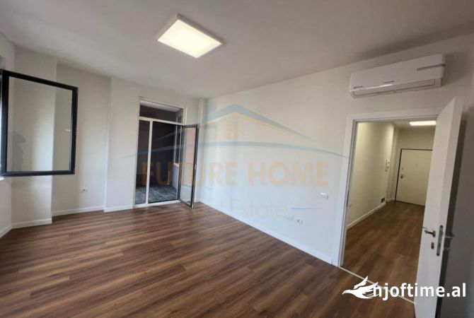 Ambient biznesi me qera 3+1 ne Tirane - 1,000 Euro