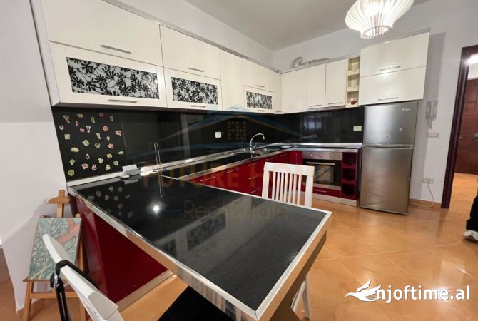 Shtepi me qera 2+1 ne Tirane - 470 Euro