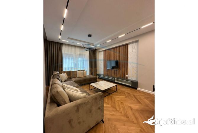 Shtepi ne shitje 3+1 ne Tirane - 550,000 Euro