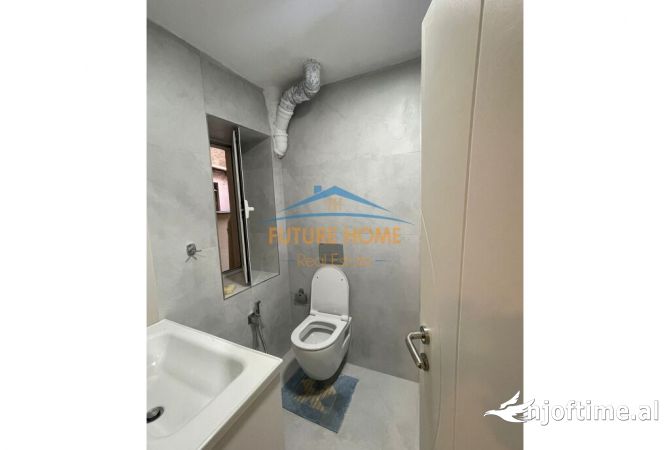 Shtepi me qera Apartament ne Tirane, Garsoniere, Mobilimi E mobiluar, Pagesa 450  Euro.