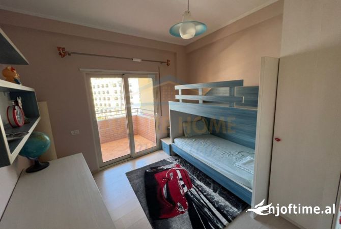 Shtepi me qera 2+1 ne Tirane - 650 Euro
