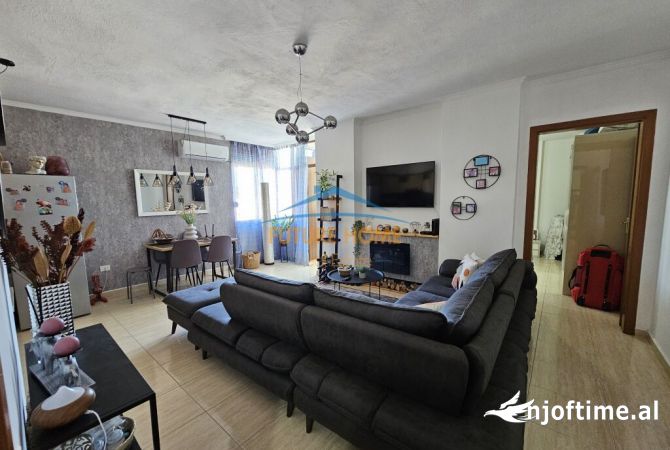 Shtepi me qera 1+1 ne Tirane - 650 Euro