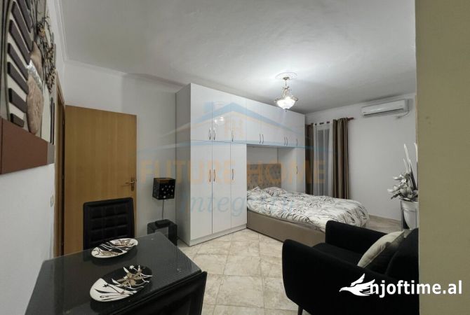 Shtepi me qera Garsoniere ne Tirane - 500 Euro