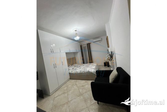 Shtepi me qera Garsoniere ne Tirane - 500 Euro