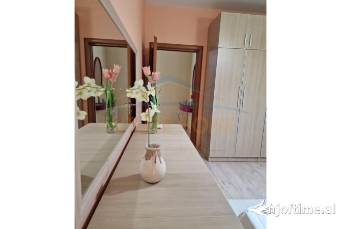 Shtepi me qera 1+1 ne Tirane - 800 Euro
