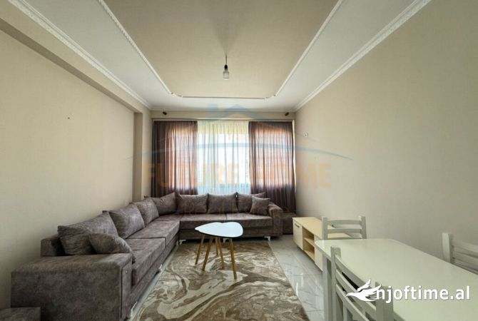 Shtepi me qera 2+1 ne Tirane - 500 Euro