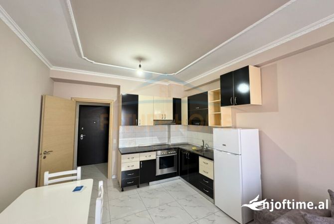 Shtepi me qera 2+1 ne Tirane - 500 Euro