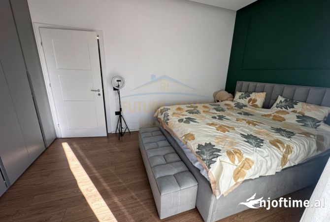 Shtepi ne shitje Apartament ne Tirane, 1+1, Mobilimi E mobiluar, Pagesa 120,000  Euro.