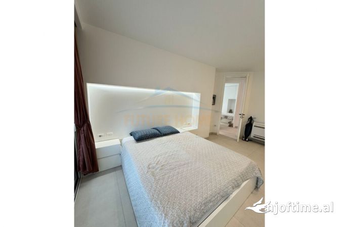 Shtepi ne shitje Apartament ne Tirane, 2+1, Mobilimi E mobiluar, Pagesa 270,000  Euro.