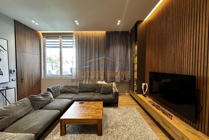 Shtepi ne shitje Apartament ne Tirane, 4+1, Mobilimi E mobiluar, Pagesa 800,000  Euro.