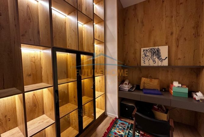House for Sale 4+1 in Tirana - 800,000 Euro