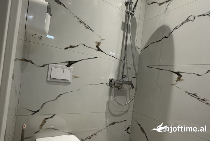 Shtepi me qera 1+1 ne Tirane - 800 Euro
