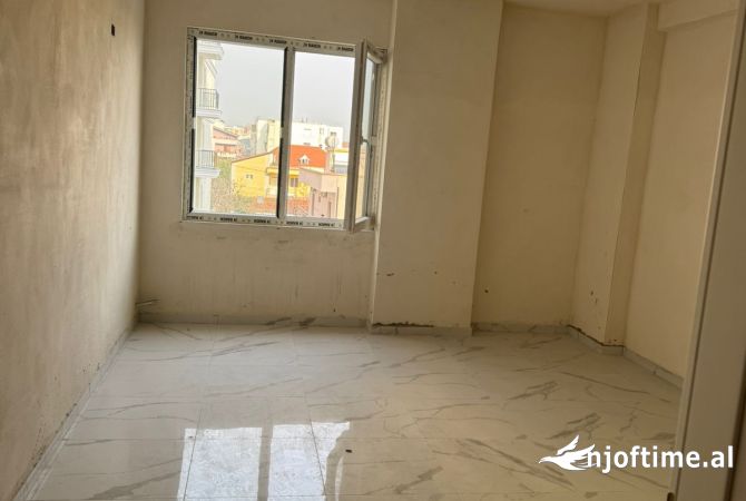 Shtepi me qera 2+1 ne Tirane - 500 Euro