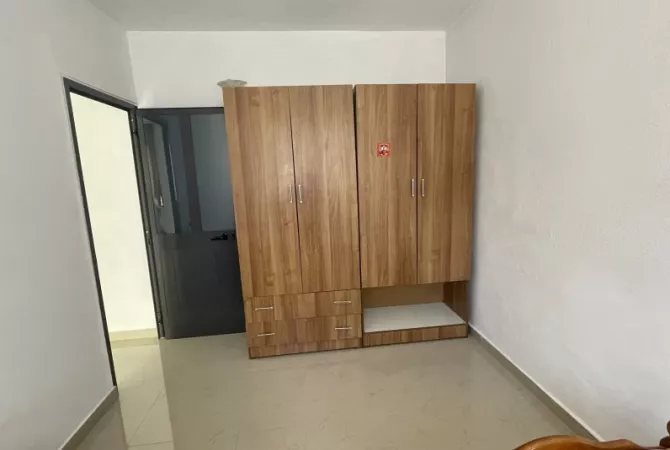Shtepi me qera 1+1 ne Tirane - 30,000 Leke