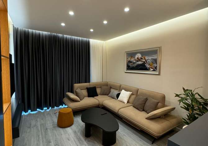 Shtepi me qera 1+1 ne Tirane - 900 Euro