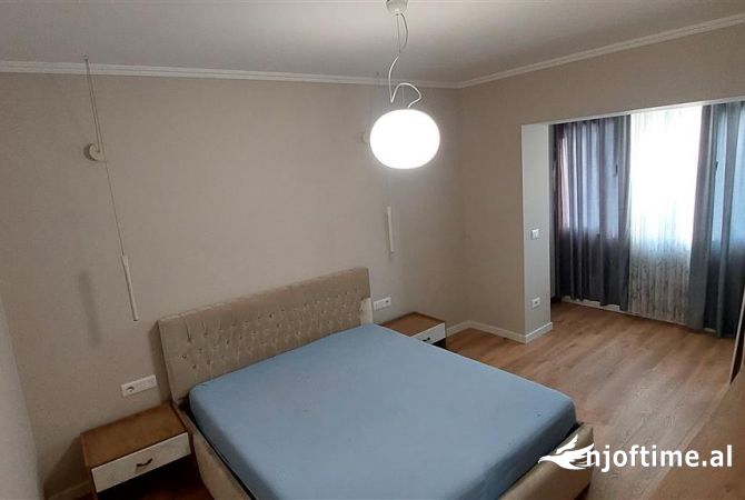 Shtepi me qera Apartament ne Tirane, 2+1, Mobilimi E mobiluar, Pagesa 600  Euro.