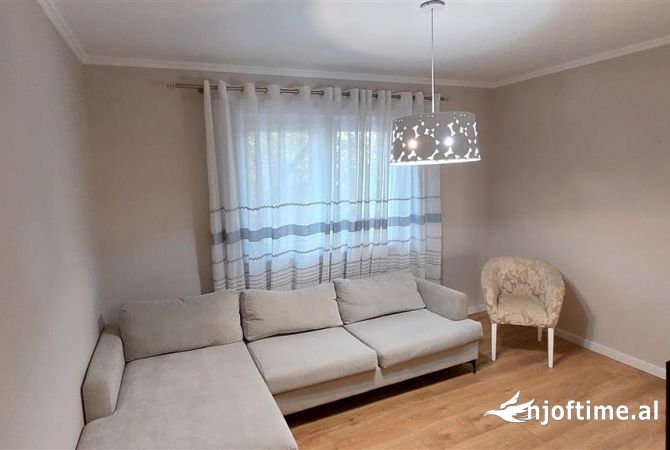 Shtepi me qera 2+1 ne Tirane - 600 Euro