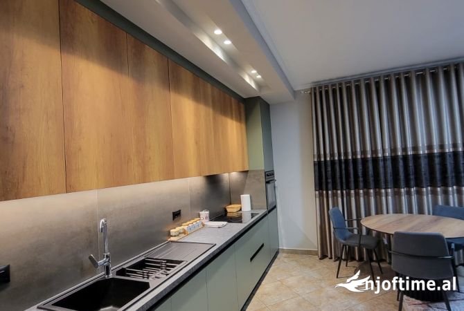 Shtepi me qera 2+1 ne Tirane - 480 Euro