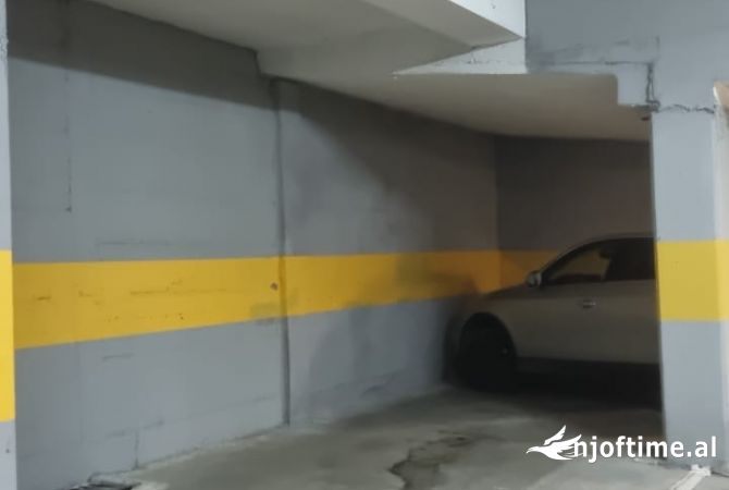 Shtepi me qera Apartament ne Tirane, 1+1, Mobilimi E mobiluar, Pagesa 650  Euro.