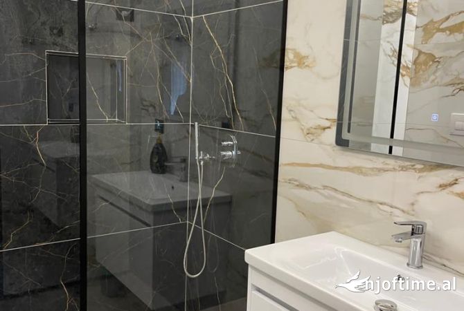 Shtepi me qera Apartament ne Tirane, 2+1, Mobilimi E mobiluar, Pagesa 1,500  Euro.