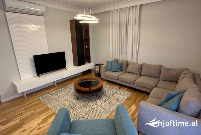 Shtepi me qera Apartament ne Tirane, 2+1, Mobilimi E mobiluar, Pagesa 1,500  Euro.