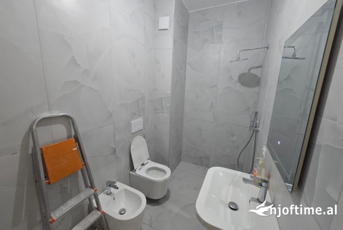 Shtepi me qera 1+1 ne Tirane - 400 Euro