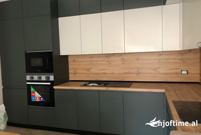 Shtepi me qera 2+1 ne Tirane - 650 Euro