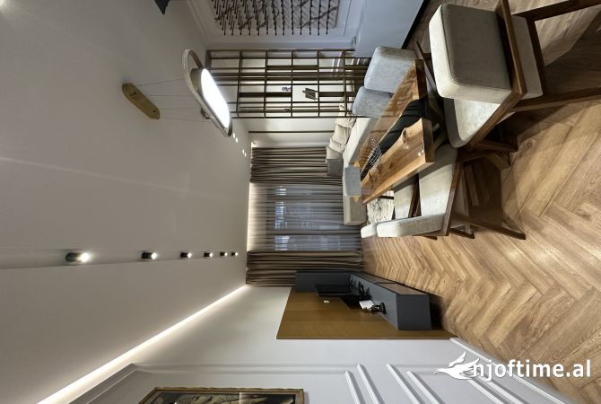 Shtepi me qera 2+1 ne Tirane - 1,200 Euro
