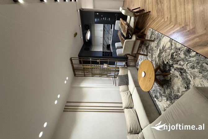 Shtepi me qera 2+1 ne Tirane - 1,200 Euro