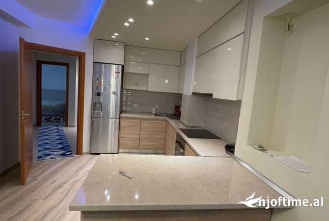 Shtepi me qera 2+1 ne Tirane - 750 Euro