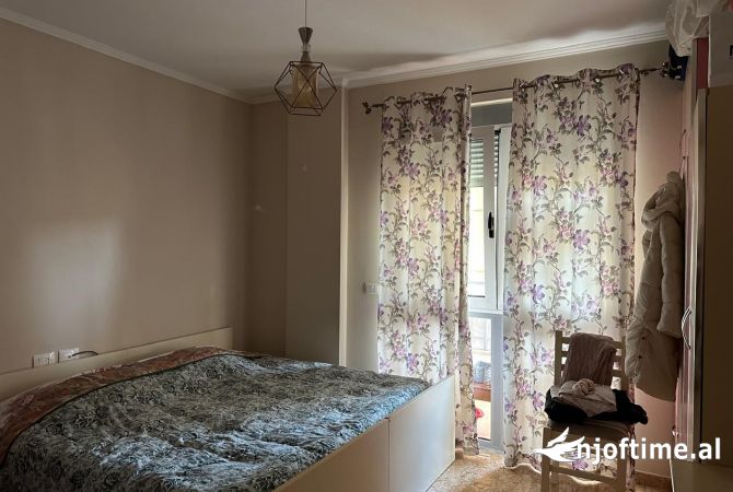 Shtepi me qera 2+1 ne Tirane - 600 Euro