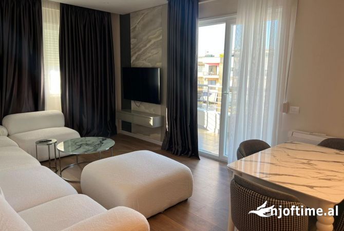 Shtepi me qera Apartament ne Tirane, 2+1, Mobilimi E mobiluar, Pagesa 1,200  Euro.
