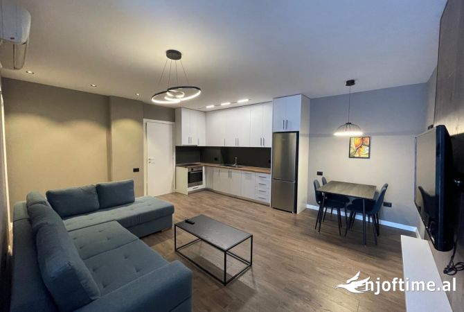 Shtepi me qera Apartament ne Tirane, 1+1, Mobilimi E mobiluar, Pagesa 600  Euro.