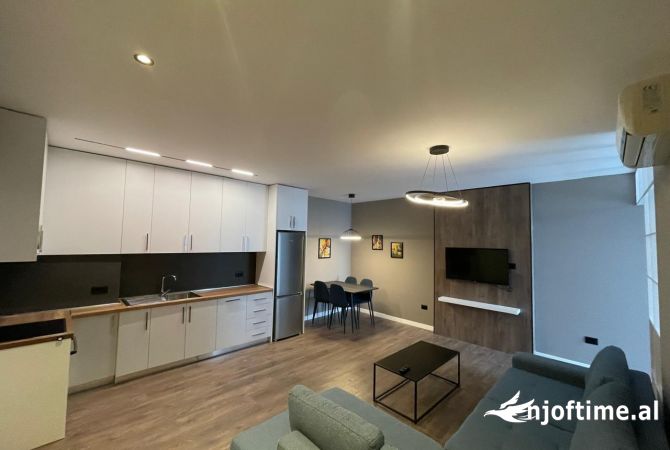 Shtepi me qera Apartament ne Tirane, 1+1, Mobilimi E mobiluar, Pagesa 600  Euro.