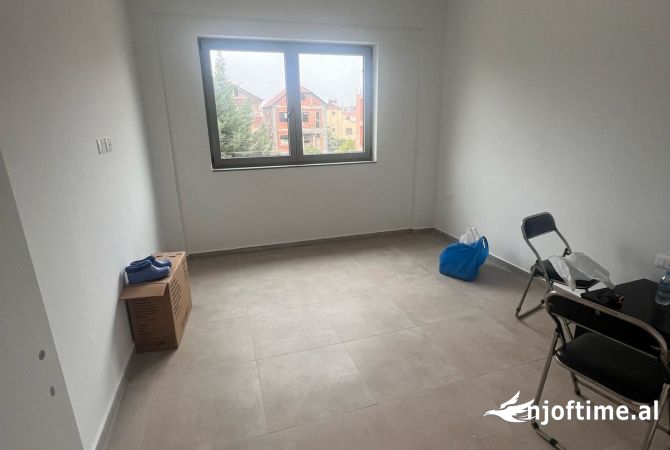 Shtepi me qera 1+1 ne Tirane - 500 Euro