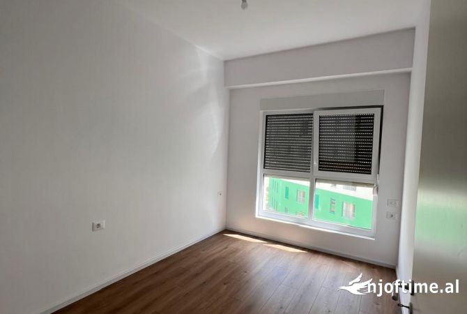 Shtepi ne shitje Apartament ne Tirane, 1+1, Mobilimi Bosh, pa mobiluar, Pagesa 103,040  Euro.
