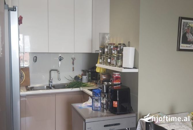 Shtepi me qera 1+1 ne Tirane - 450 Euro