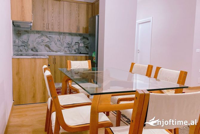 Shtepi me qera 2+1 ne Tirane - 500 Euro
