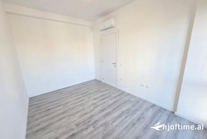Ambient biznesi me qera 3+1 ne Tirane - 500 Euro