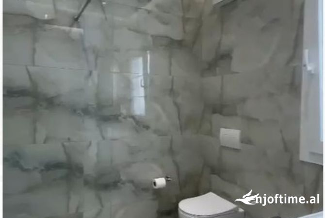 Shtepi me qera 1+1 ne Tirane - 800 Euro