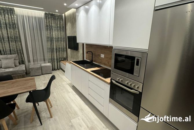 Shtepi me qera 1+1 ne Tirane - 65,000 Leke