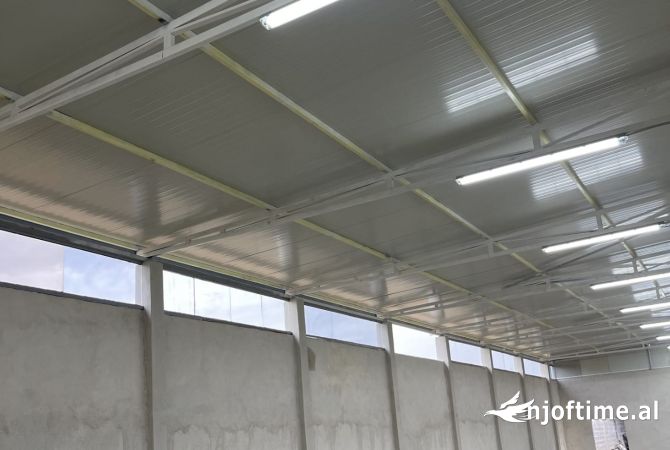 Ambient biznesi me qera 4+1 ne Tirane - 2,000 Euro