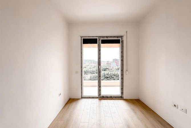 Shtepi ne shitje 3+1 ne Tirane - 230,000 Euro